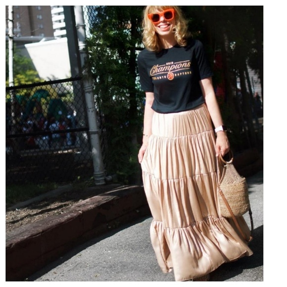 Zara ruffled skirt (2935) - Picture 9 of 10